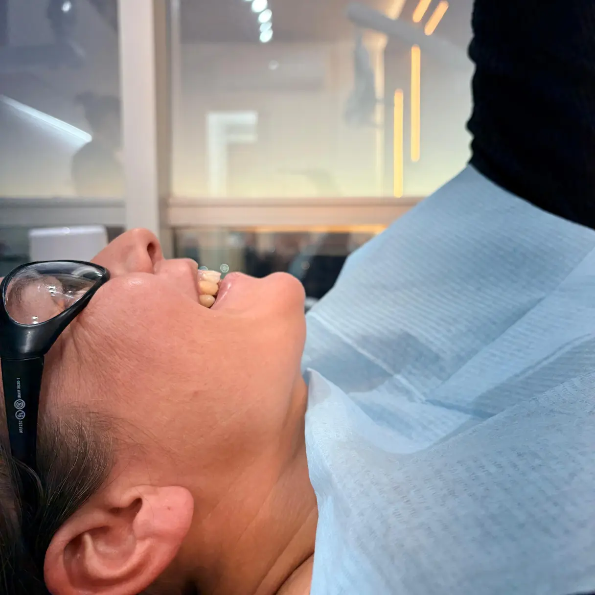 Implante dental: reponer la raíz, no solo el diente | Odontología Mayer